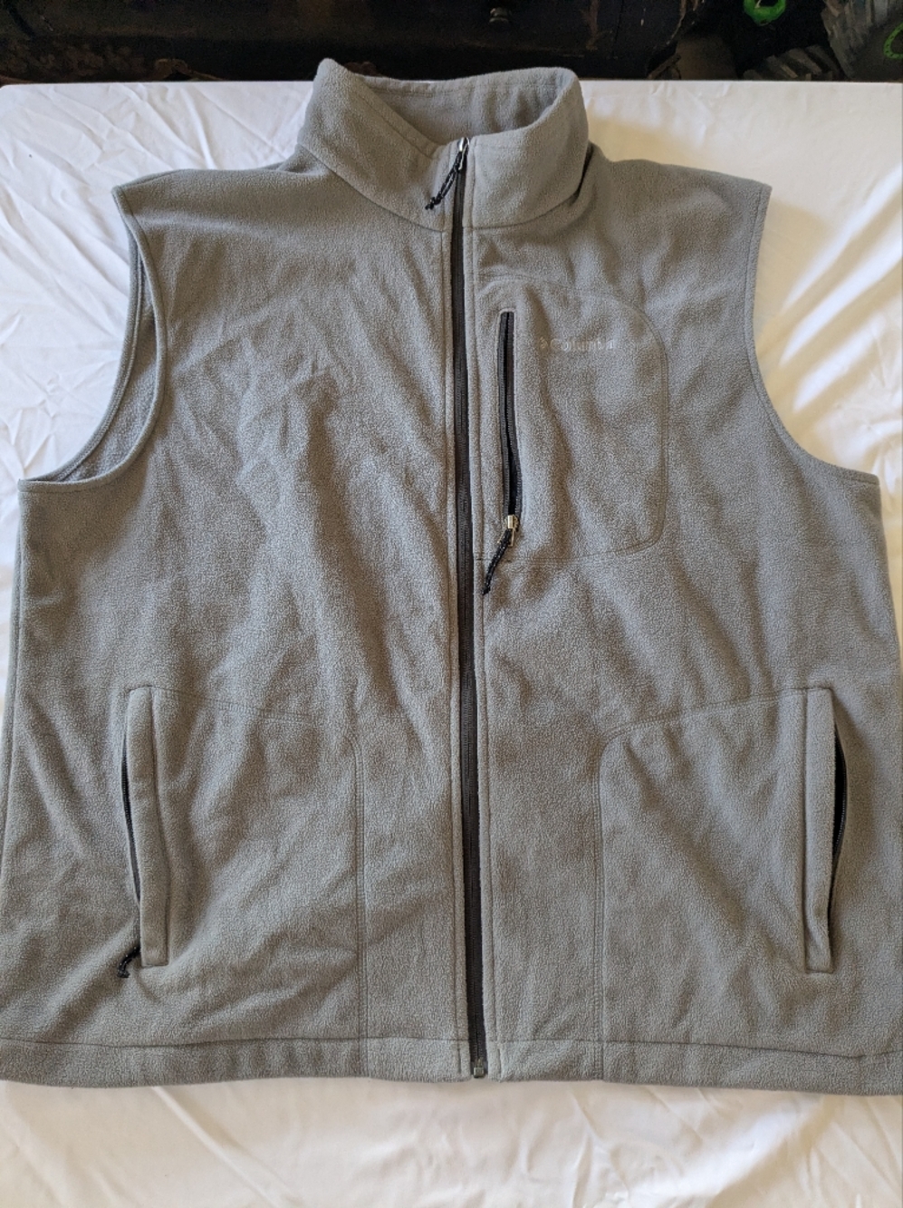 Columbia Light Gray Full-Zip Fleece Vest Mens